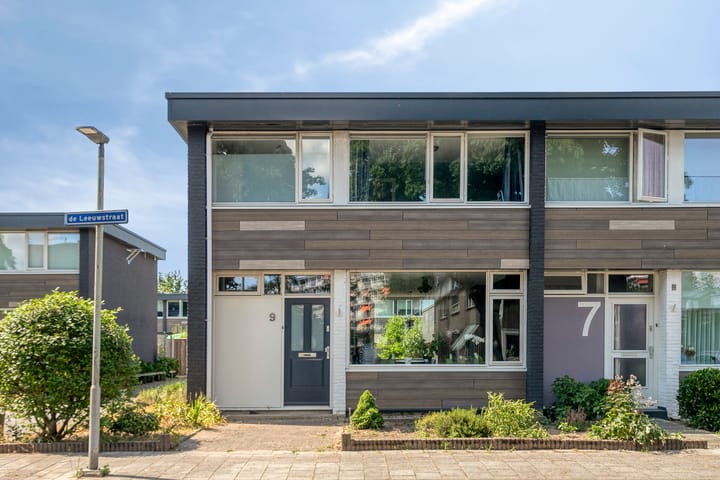 de Leeuwstraat 9 in Kampen foto