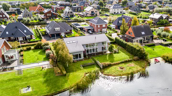 De Liespôle 19, Leeuwarden Photo of property De Liespôle 19, Leeuwarden