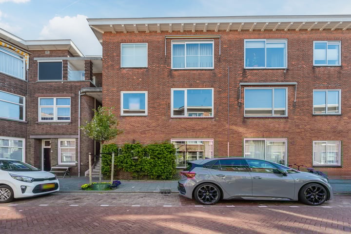 De Moucheronstraat 32 in 's-Gravenhage photo