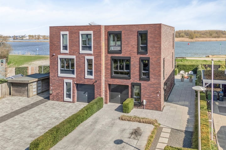 Photo of property de Omloop 6, Kampen