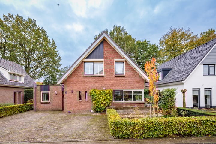 Photo of property De Pinguin 36, Almelo