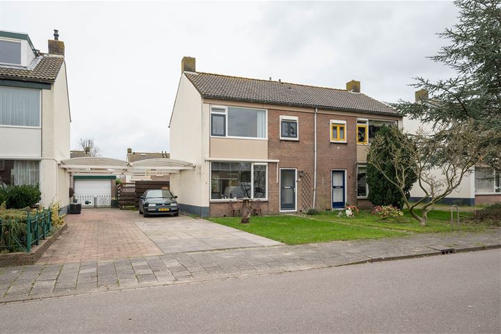 De Regtstraat 11 in Abbenes