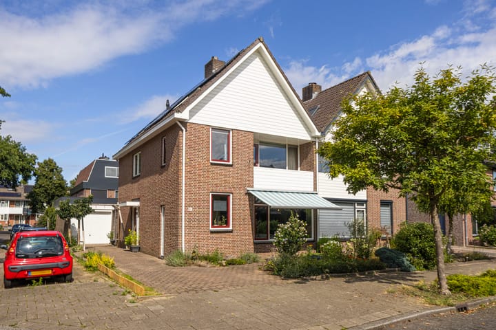 De Roef 12 in Veenendaal