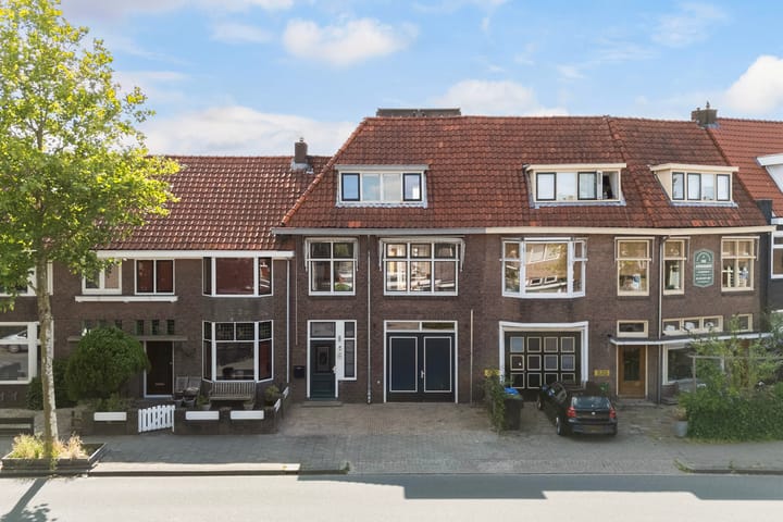 Foto van woning de Ruyterweg 8, Leeuwarden