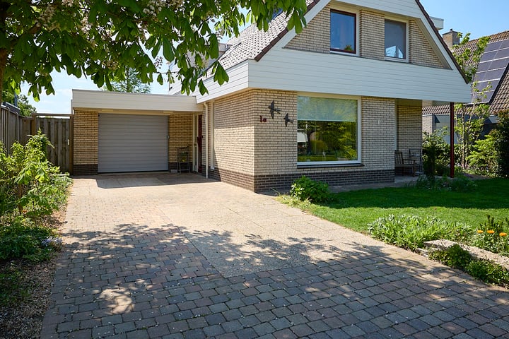Photo of property de Savornin Lohmanlaan 1a, Axel