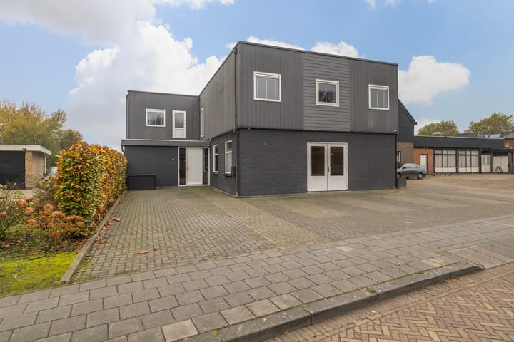Photo of property de Schepperstraat 2A, Buitenpost
