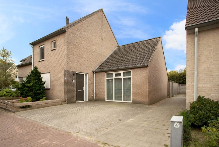 Photo of property De Tollande 26, Hoogeloon