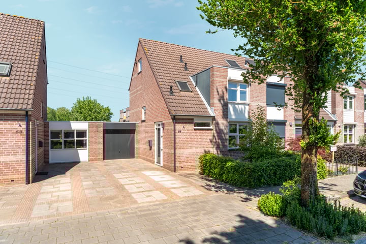 De Veldse Hofstede 56 in Zetten
