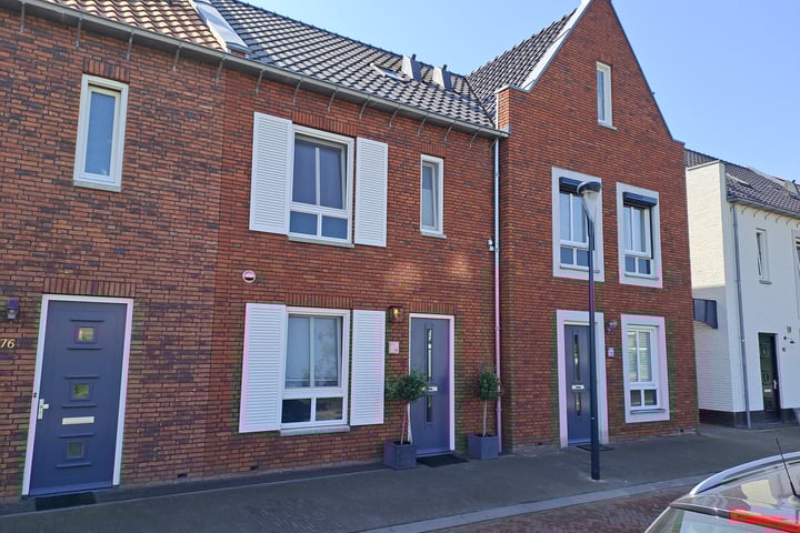 Photo of property De Vesting 74, Meteren