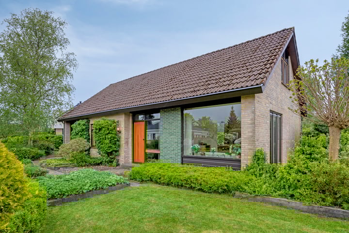 de Vlier 11 in Roden