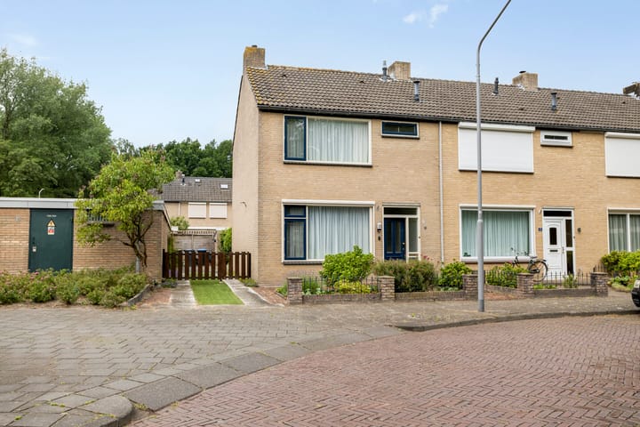 De Vooghtstraat 30 in Made