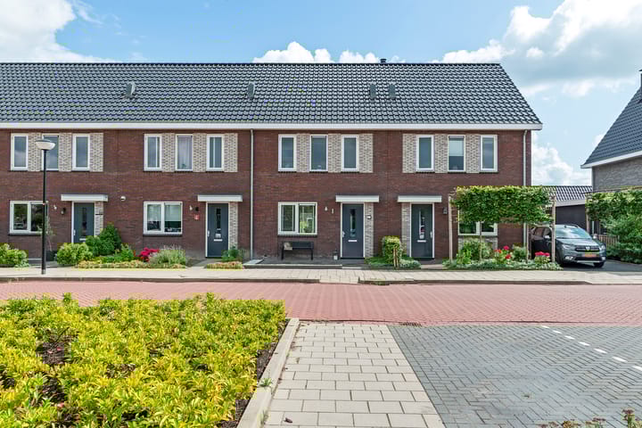 Photo of property De Vriendschap 6, Nibbixwoud