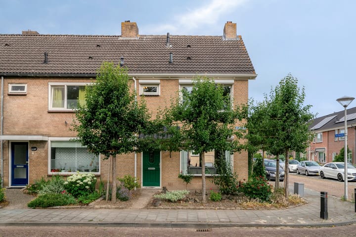 de Vriesstraat 2 in Dinteloord