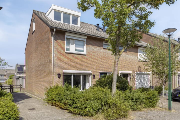 De Vuurdoorn 12 in Beek en Donk