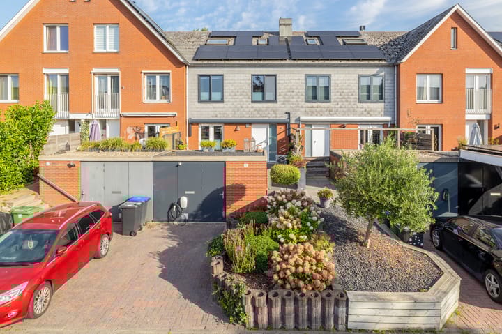 Photo of property De Waard 25, Groningen