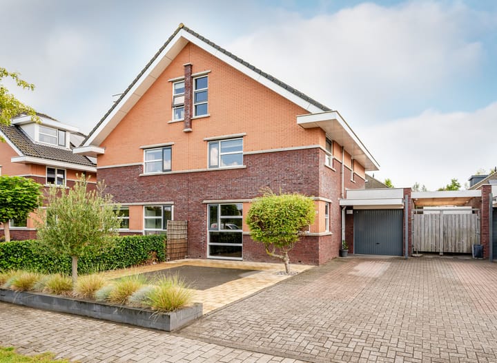 De Waardenborg 95 in Lelystad