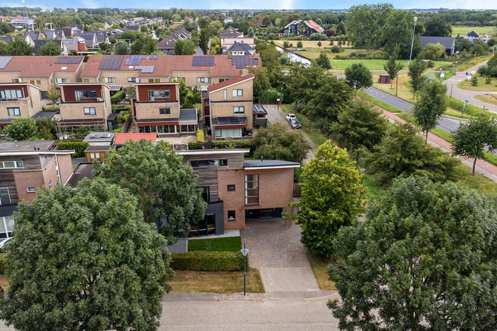 De Wetering 2 in Leeuwarden foto