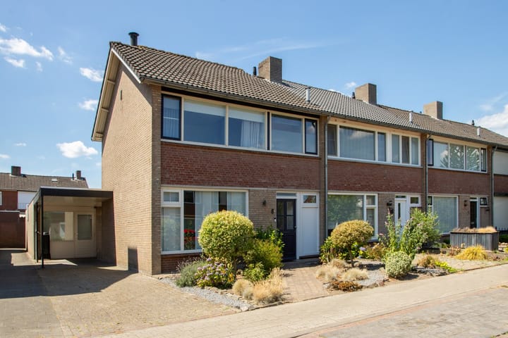 Photo of property De Wiek 8, Hapert