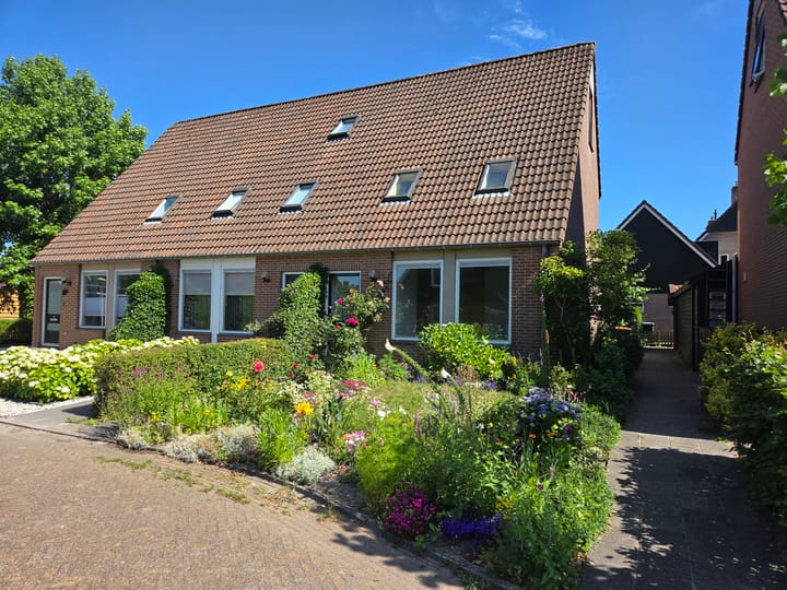 De Wilgen 6 in Koekange