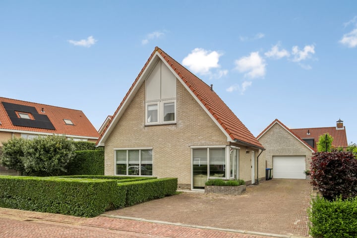 Photo of property de Winterstraat 1, 's-Heerenhoek