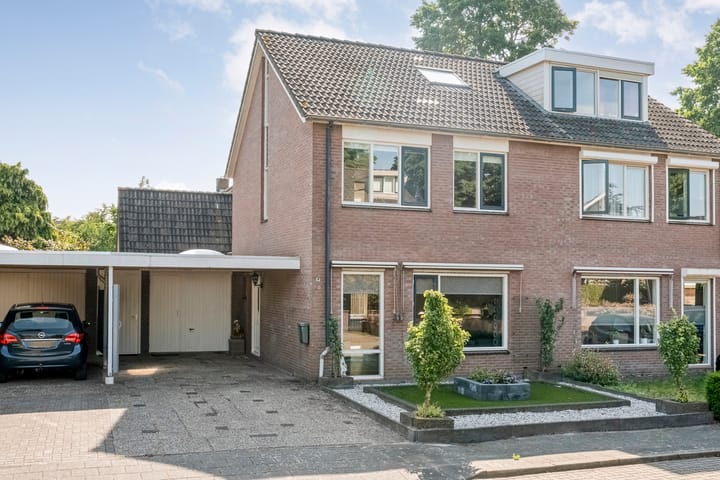 De Zonnedauw 6 in Dedemsvaart