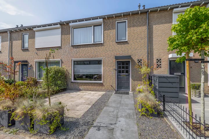 Foto van woning Debussystraat 10, Waalwijk