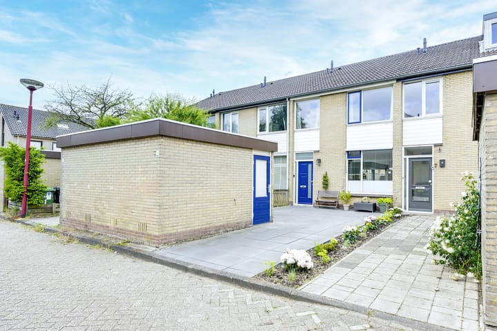 Debussystraat 5 in Nieuwegein
