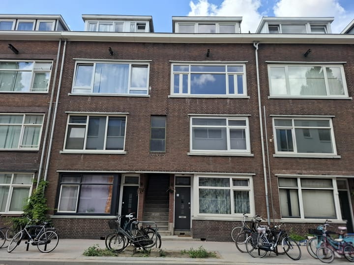 Deensestraat 37C in Rotterdam Foto