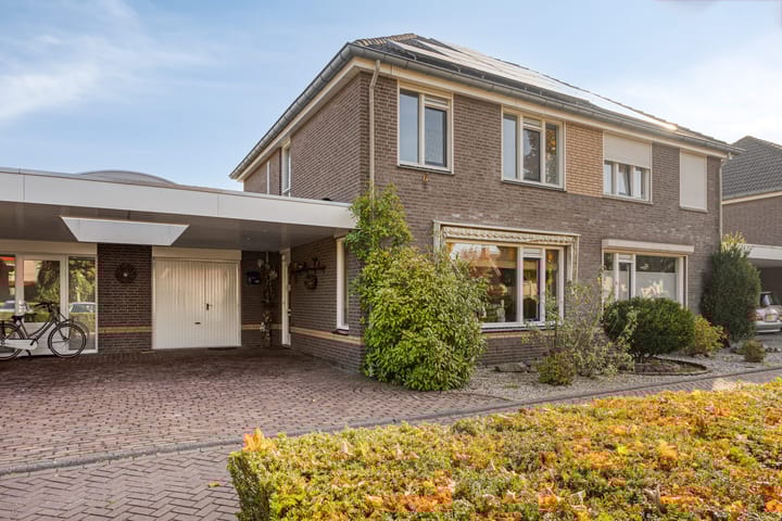 Photo of property Deken Creemersstraat 64, Horst