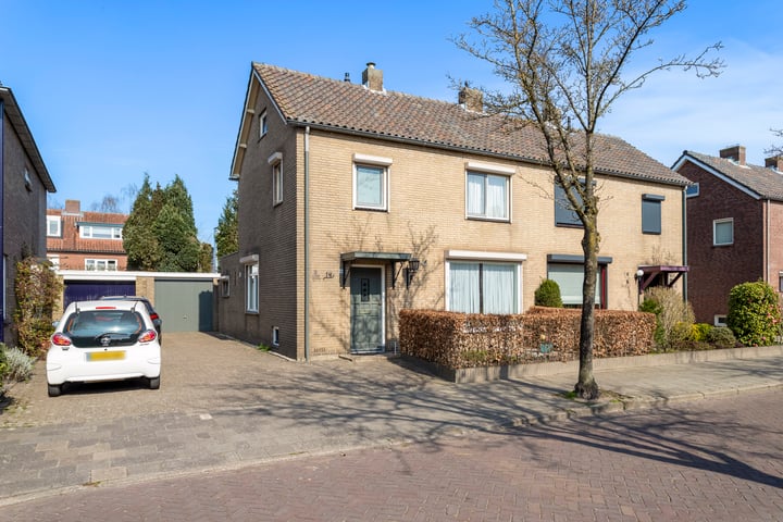 Deken Fickstraat 14 in Ulvenhout photo