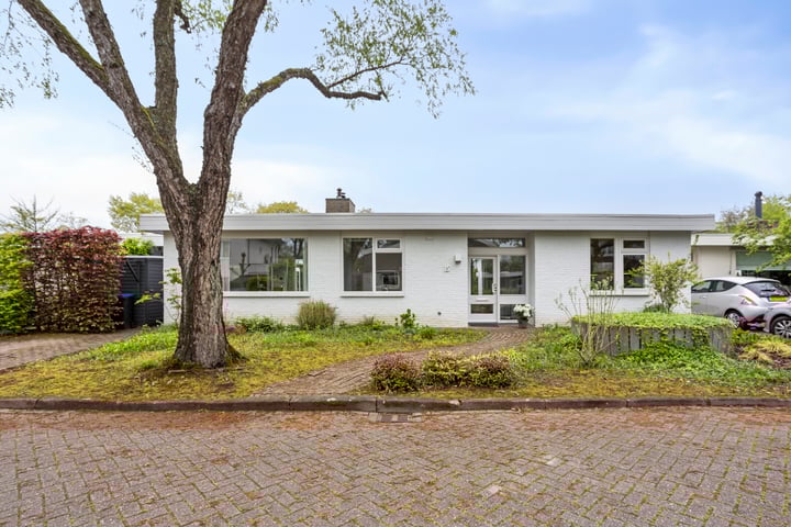 Deken Swaensstraat 15 in Oisterwijk