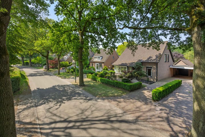 Deken van der Cammenweg 48 in Heesch