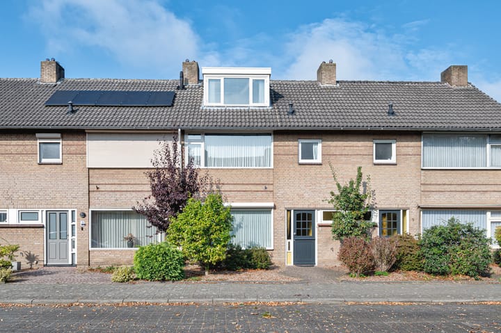 Deken van Dijkstraat 5 in Schijndel