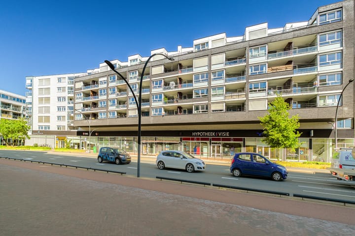Deldenerstraat 6-148 in Hengelo foto