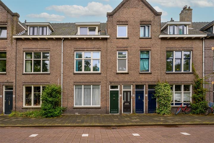 Delfgauwseweg 247 in Delft