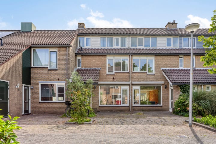 Delfland 6 in Roelofarendsveen