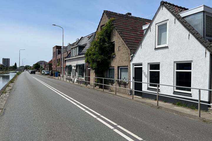 Delftsestraatweg 154 in Delfgauw