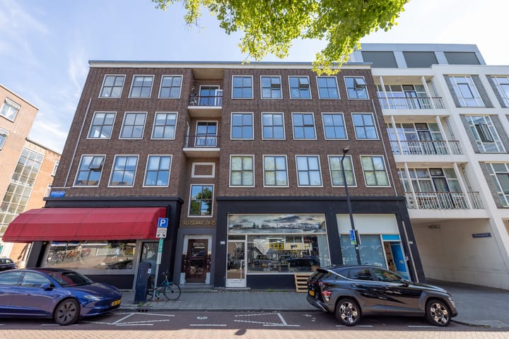 Delftsevaart 25C in Rotterdam photo