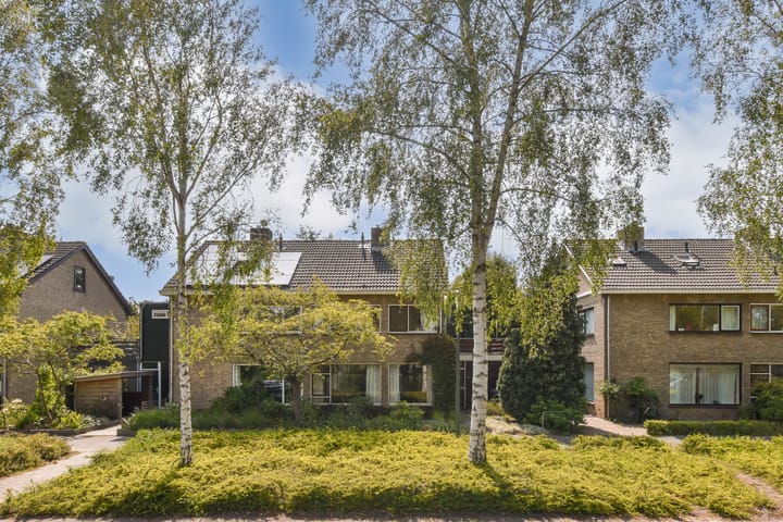 Dellaertlaan 11 in Badhoevedorp