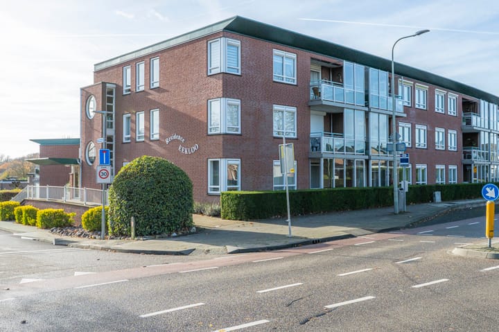 Delleweg 2 in Landgraaf foto