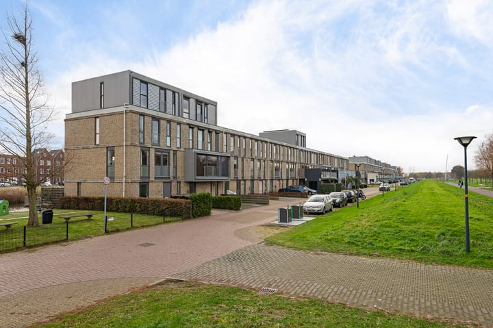 Deltaweg 75 in Hoofddorp
