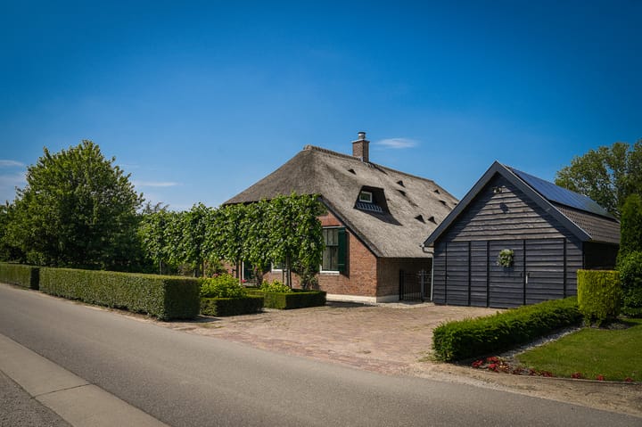 Delwijnsekade 12 in Delwijnen