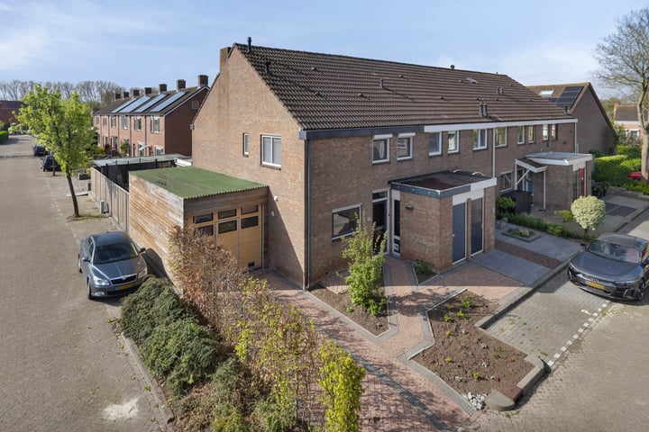 Photo of property Den Domp 38, Ouwerkerk