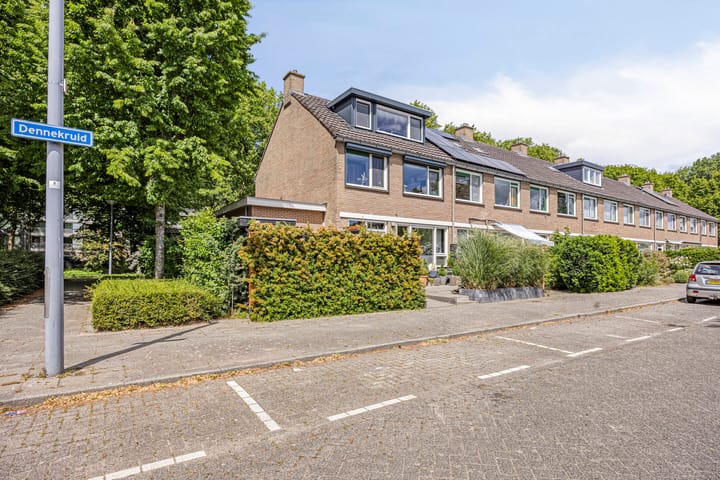 Dennekruid 70 in Rotterdam