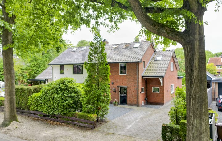Dennenlaan 20 in Hollandsche Rading foto