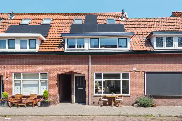 Dennenstraat 7 in IJmuiden foto