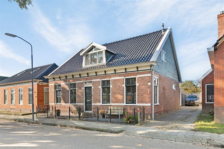 Departementsstraat 65 in Uithuizen