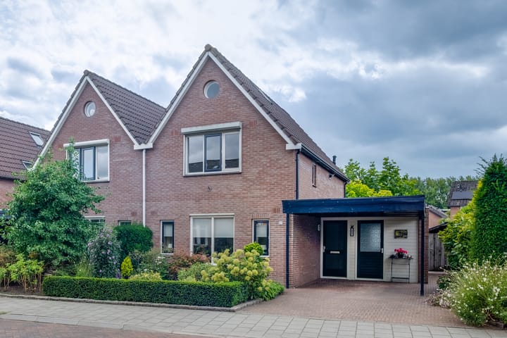 Deugenweerd 27 in Borculo