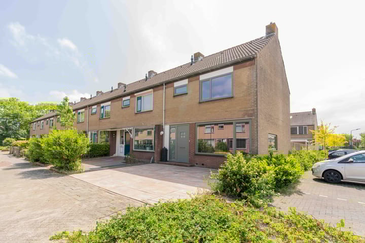 Photo of property Deurloostraat 2, Zierikzee