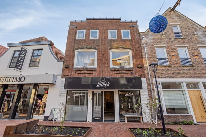 Deurningerstraat 11 in Oldenzaal